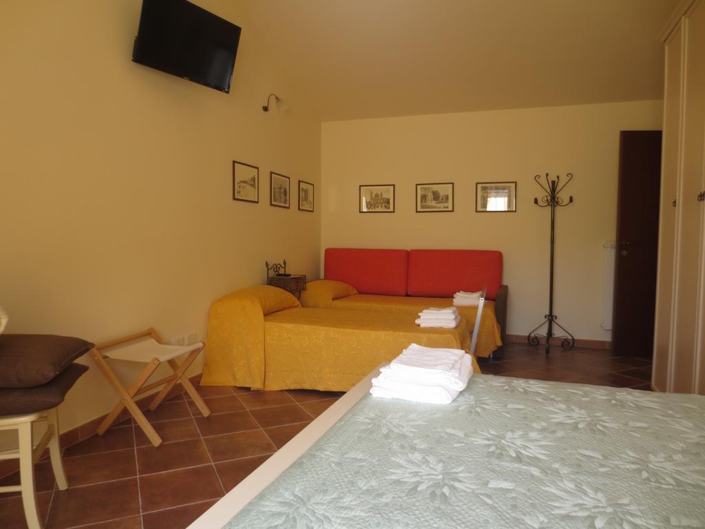 La Carretteria Guest House Mistretta Phòng bức ảnh